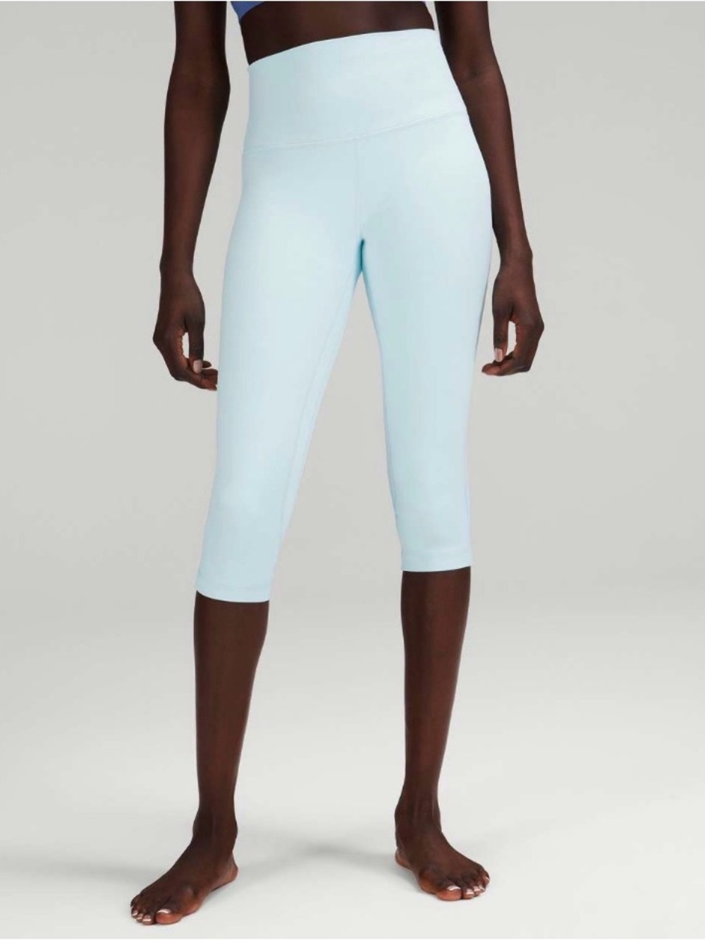 Lululemon Align High-Rise Crop 17"
Icing Blue